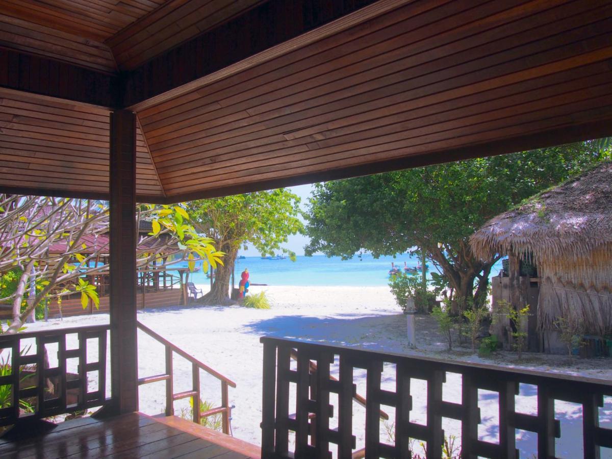 Chareena Beachside Koh Lipe Exterior foto