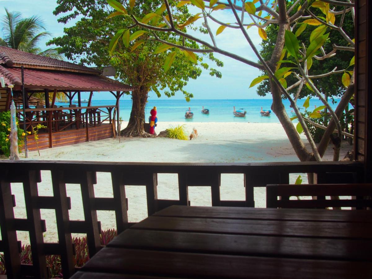 Chareena Beachside Koh Lipe Exterior foto